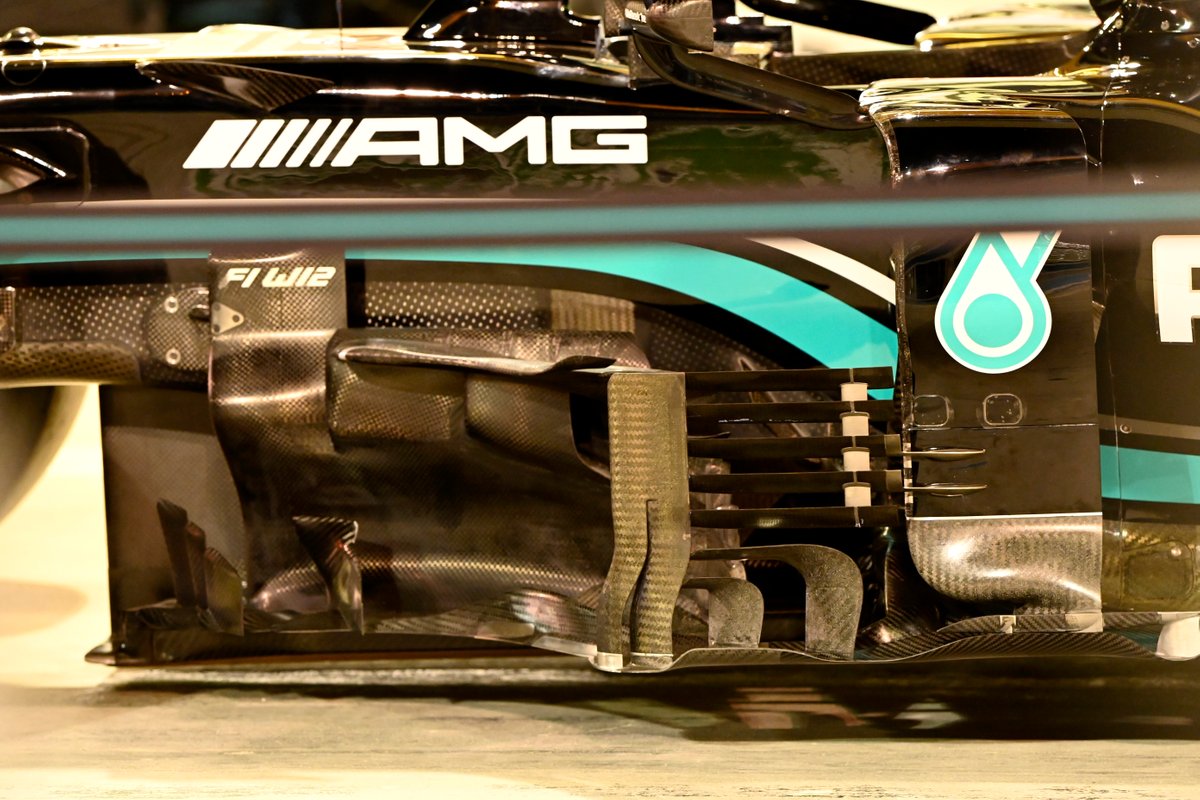 Aston Martin amr21 f1